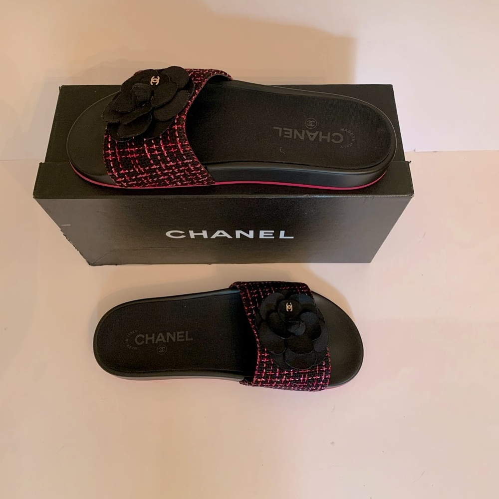 Chanel Camellia flower  Slides 39